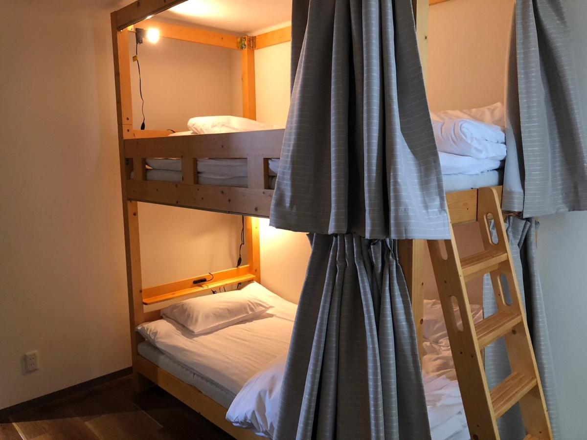 Swell Hostel Hyuga Luaran gambar